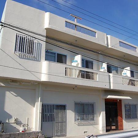 Guesthouse Iyonchi Zamami Exterior photo